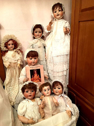 comprar muNtilde;ecas antiguas porcelana