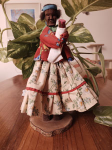 mu&ntilde;ecas madera