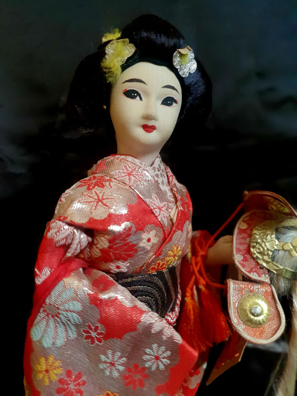 muñeca pieza única de colección antigua muñeca japonesa detalle