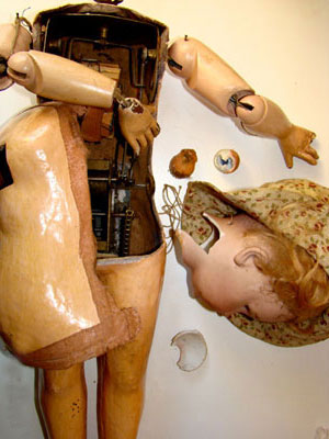 HOSPITAL DE MUÑECAS-PORCELANA CARTON CELULOIDE